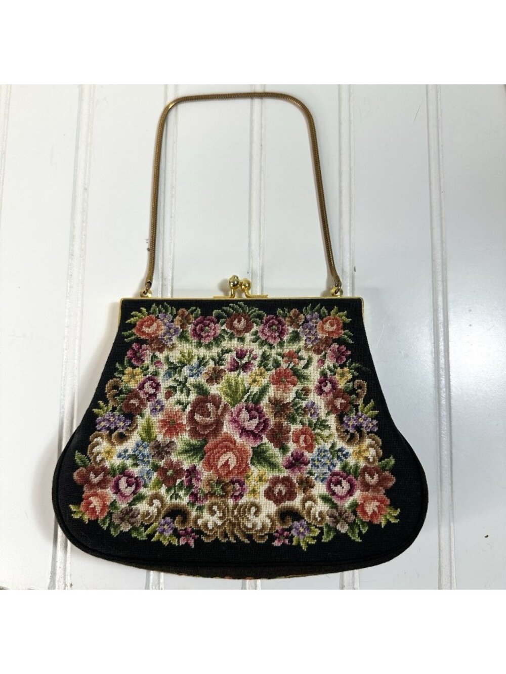 Vintage Petit Point Needlepoint Floral Handbag Purse Gold Frame Kiss Lock Retro